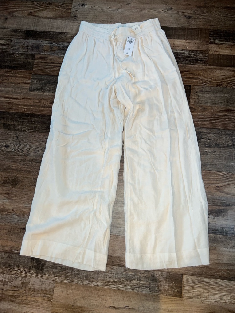 Abercrombie & Fitch Cream Wide Leg Pants
